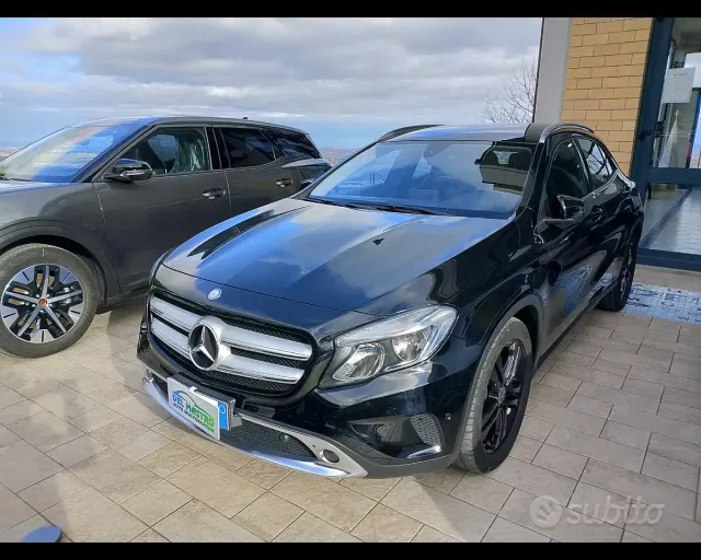 Mercedes-Benz GLA (X156)