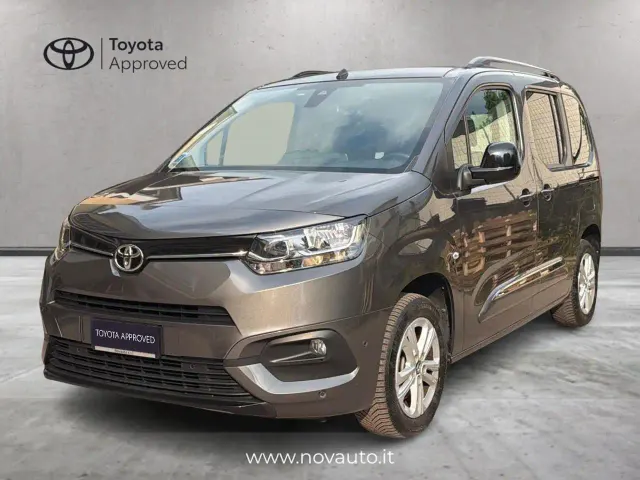 Toyota Proace City