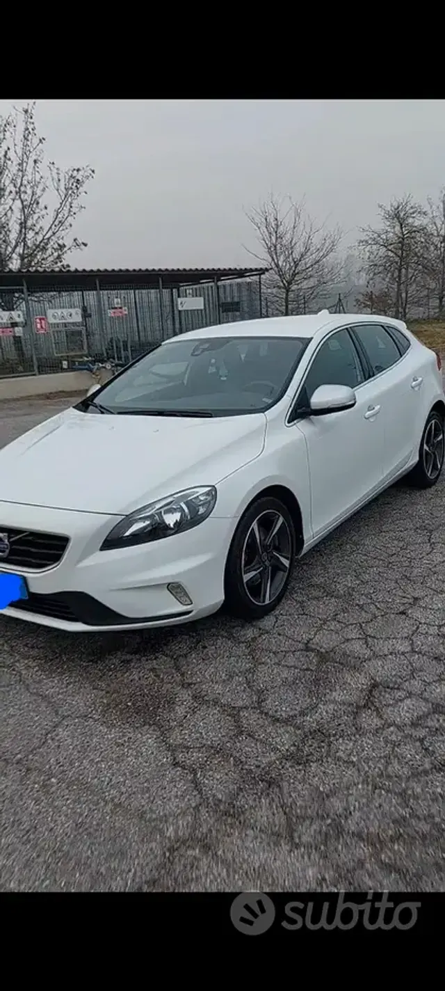 Volvo V40 (2012-2020)