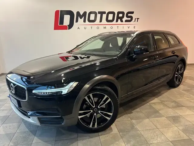 Volvo V90 Cross Country