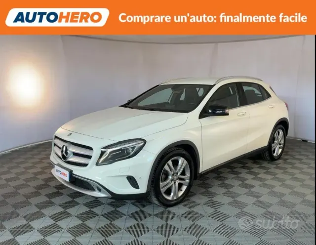 Mercedes-Benz GLA (X156)