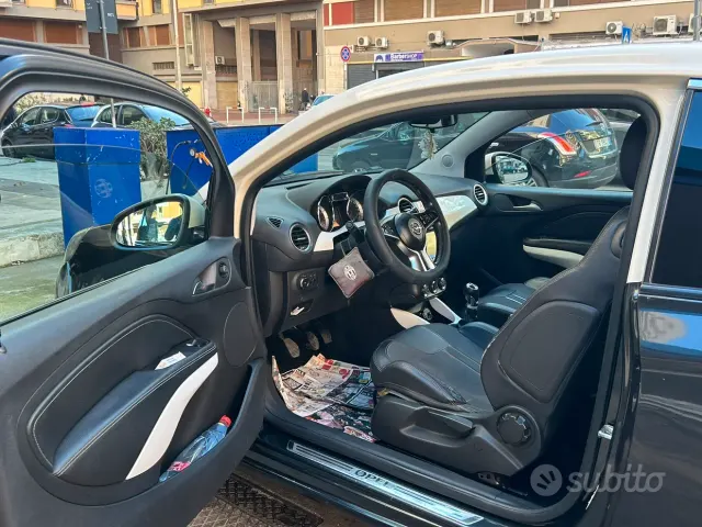 Opel Adam