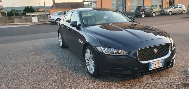 Jaguar XE (X760)