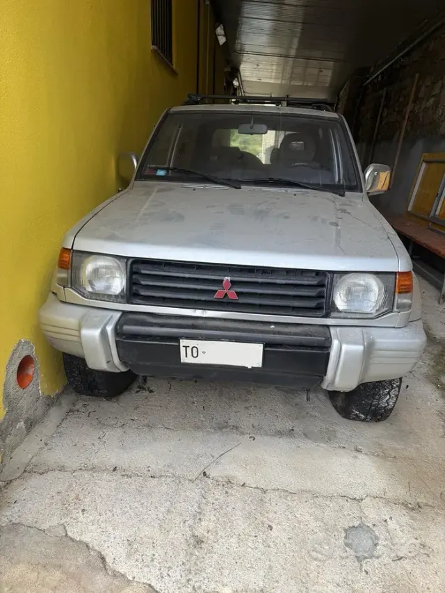 Mitsubishi Pajero ('82-'00)