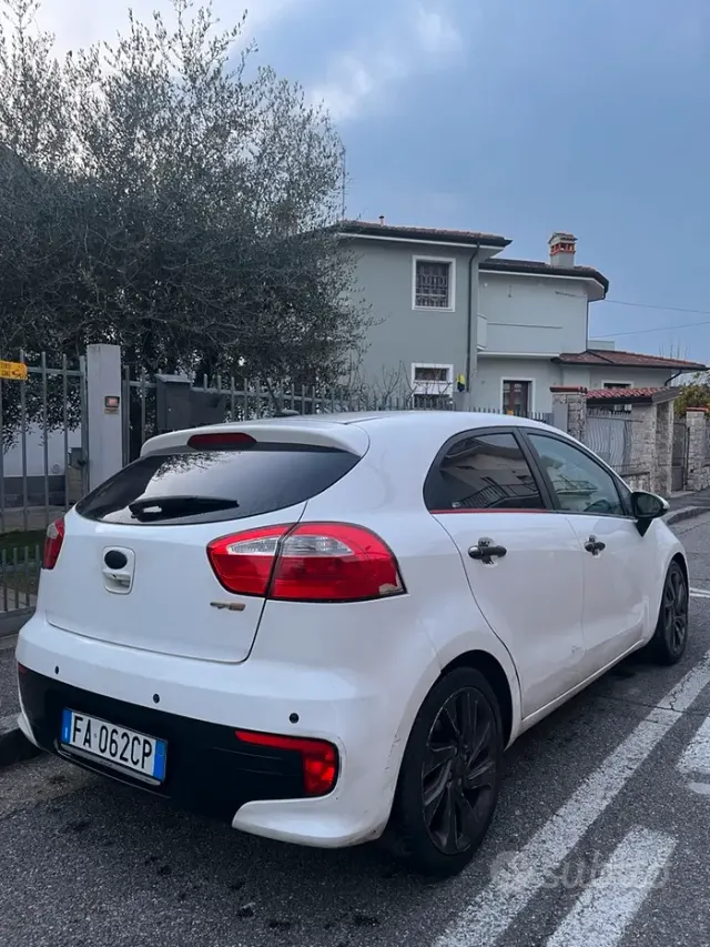 Kia Rio 3ª serie