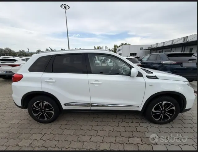 Suzuki Vitara (2015)