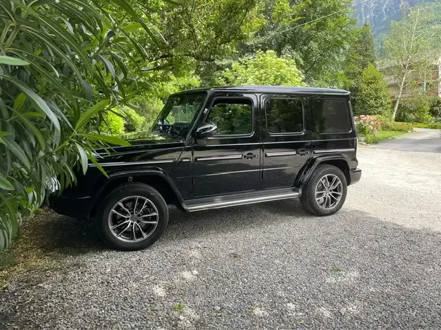 Mercedes-Benz G 400