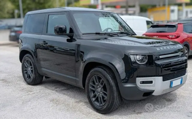 Land Rover Defender (2019)