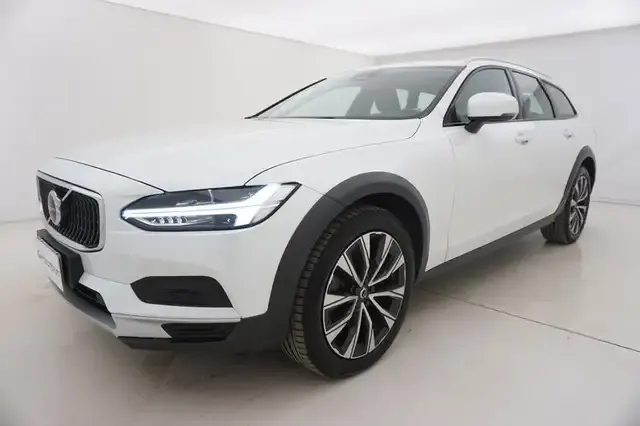 Volvo V90 Cross Country