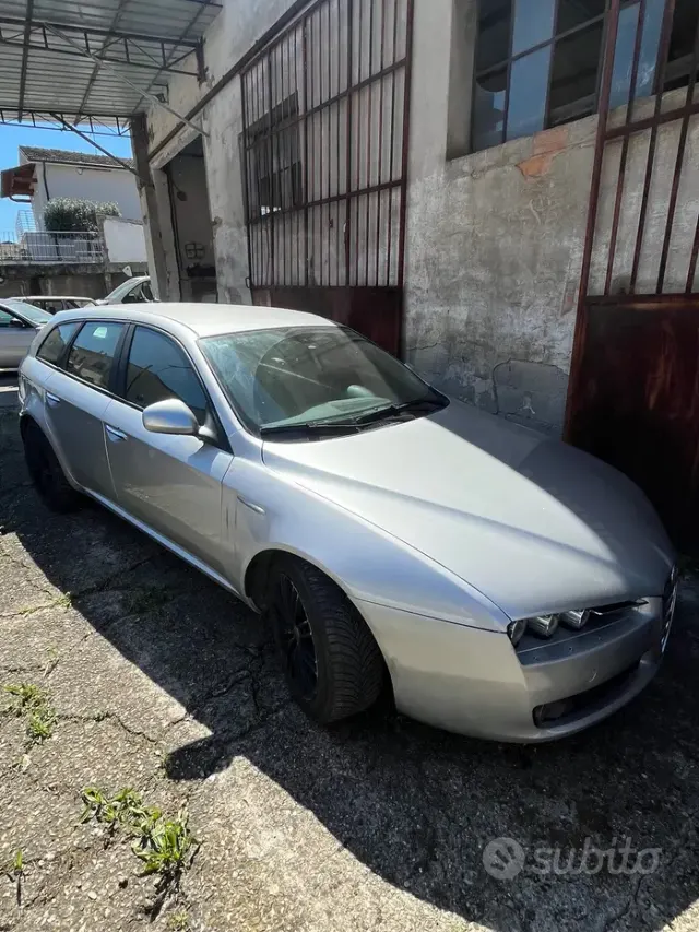 Alfa Romeo 159
