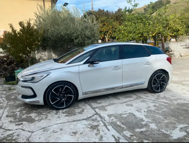 DS DS 5
