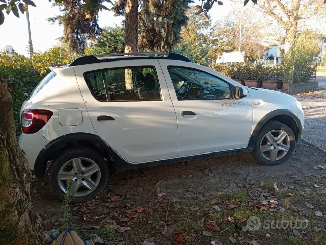 Dacia Sandero 1ª serie