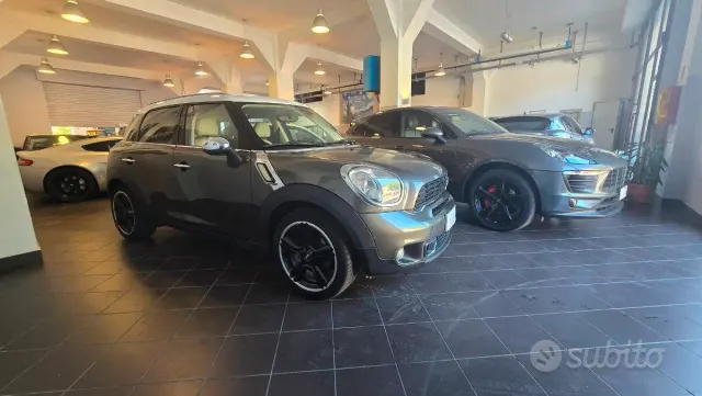 MINI Mini Countrym.(R60)