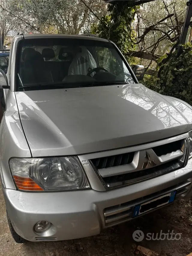 Mitsubishi Pajero (2000-2007)