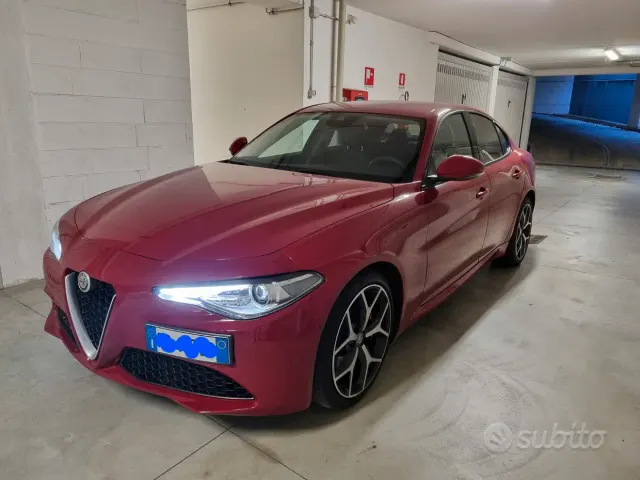 Alfa Romeo Giulia (2016)