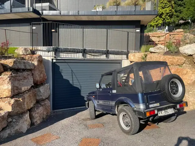 Suzuki Samurai