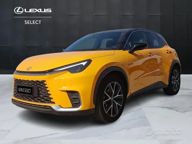 Lexus LBX