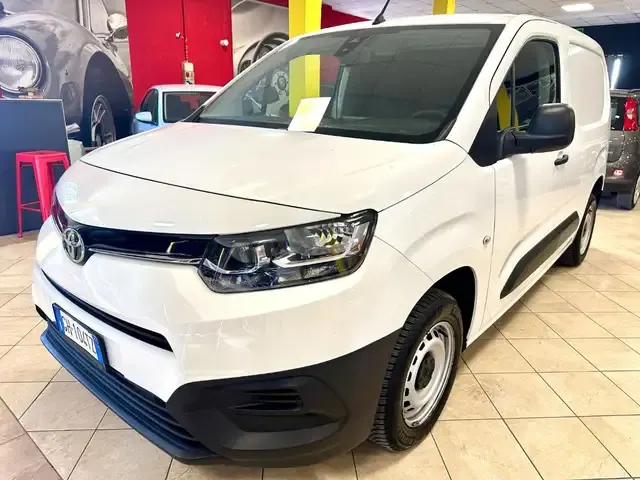 Toyota Proace City