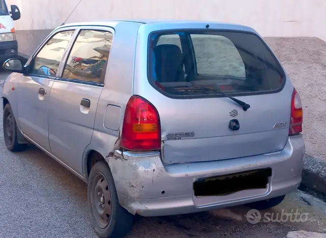 Suzuki Alto (2002-2006)