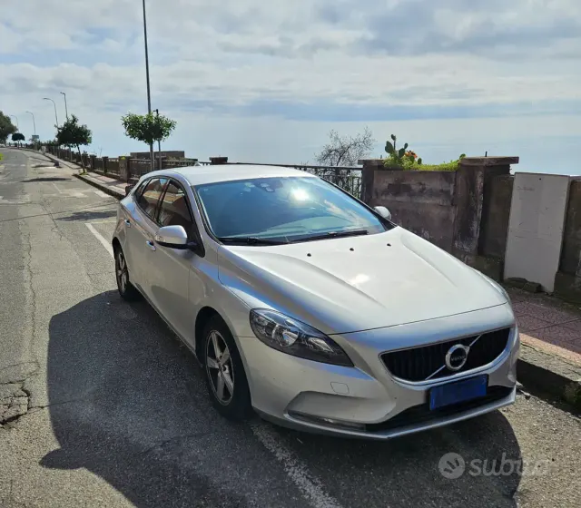 Volvo V40 (2012-2020)