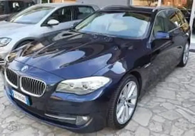 BMW 525