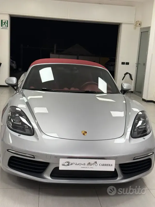 Porsche 718