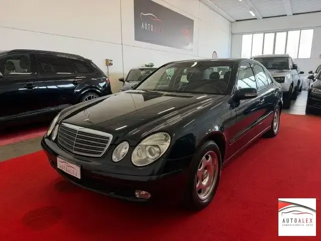 Mercedes-Benz E 220