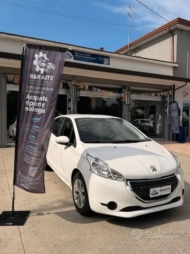 Peugeot 208 1° serie