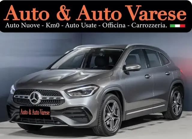 Mercedes-Benz GLA 200