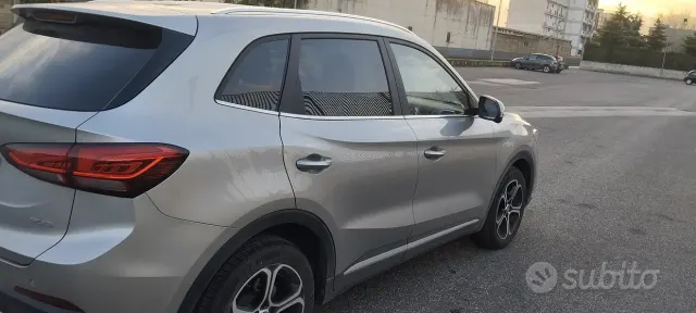 MG ZS (2024-->)