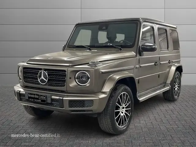 Mercedes-Benz G 400