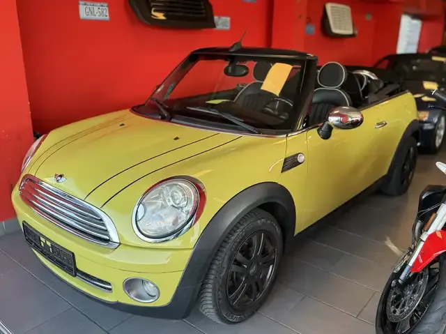 MINI Cooper Cabrio