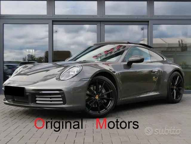 Porsche 911 (992)