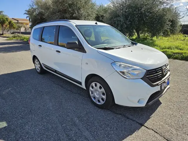 Dacia Lodgy