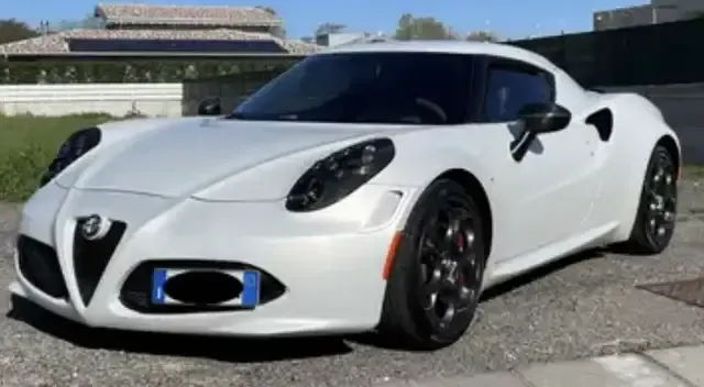 Alfa Romeo 4C