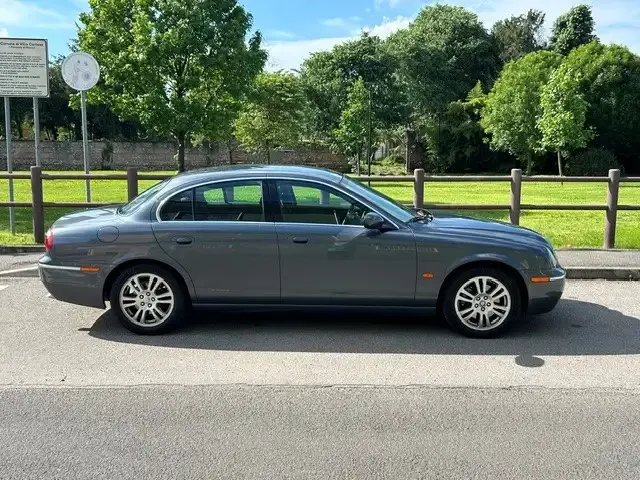 Jaguar S-Type