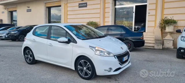 Peugeot 208 1° serie