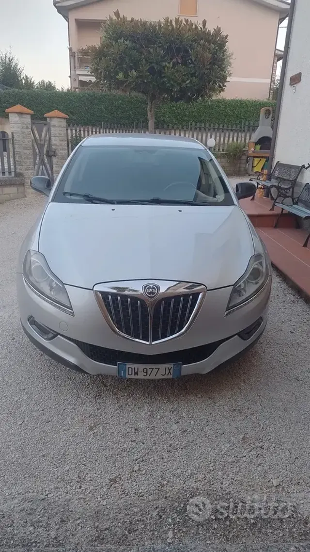 Lancia Delta (2008-2015)