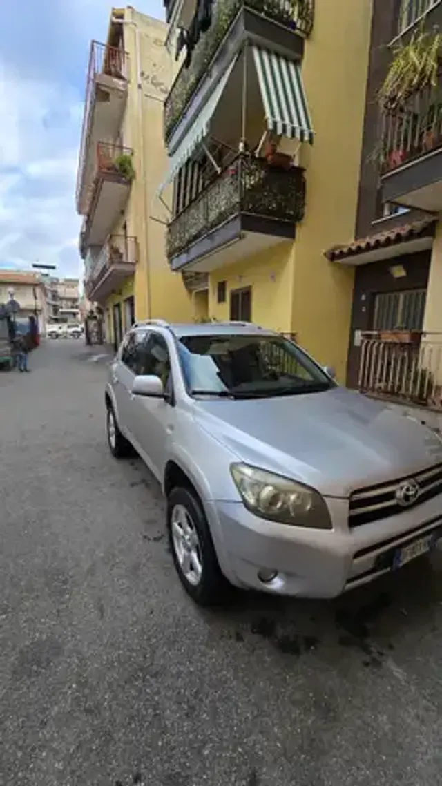 Toyota RAV 4