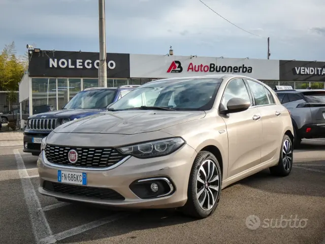 Fiat Tipo (2015-->)