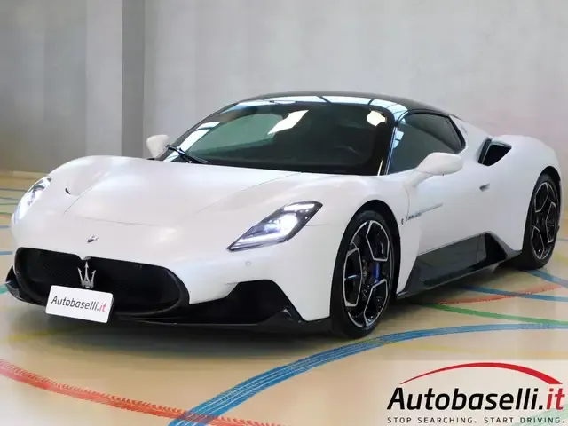 Maserati MC20