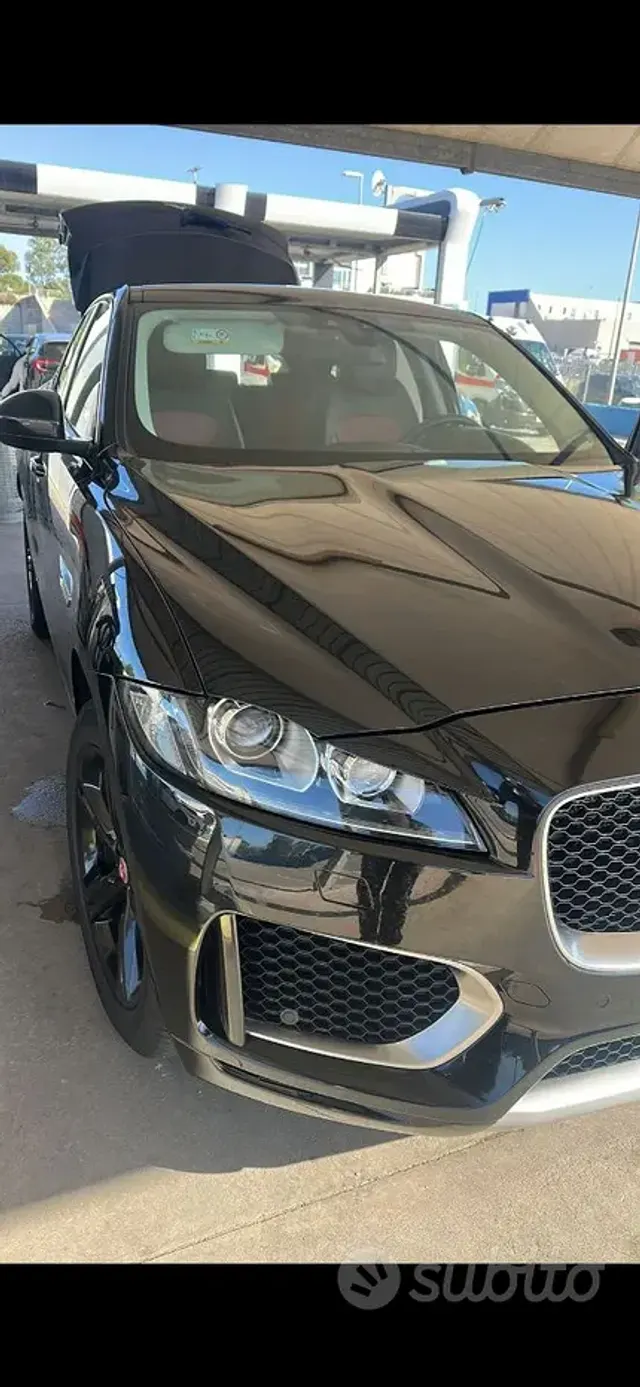 Jaguar E-Pace (X540)