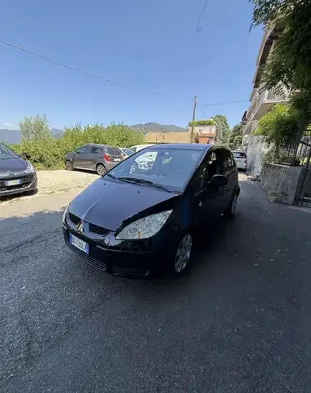 Mitsubishi Colt