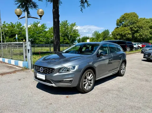 Volvo V60 Cross Country