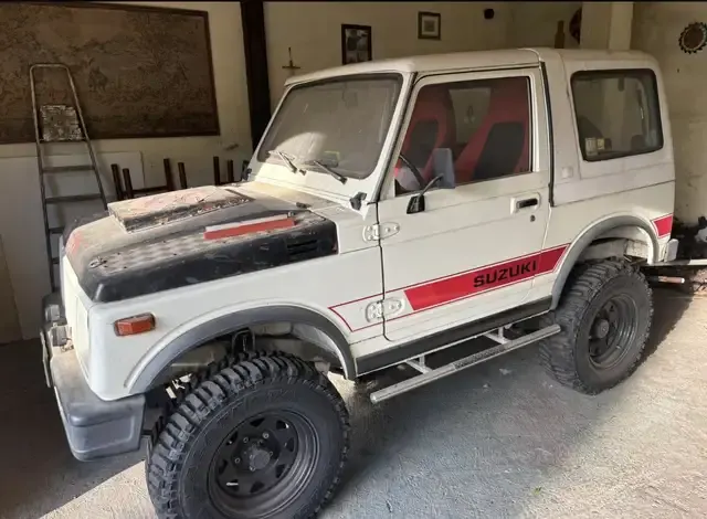 Suzuki Santana