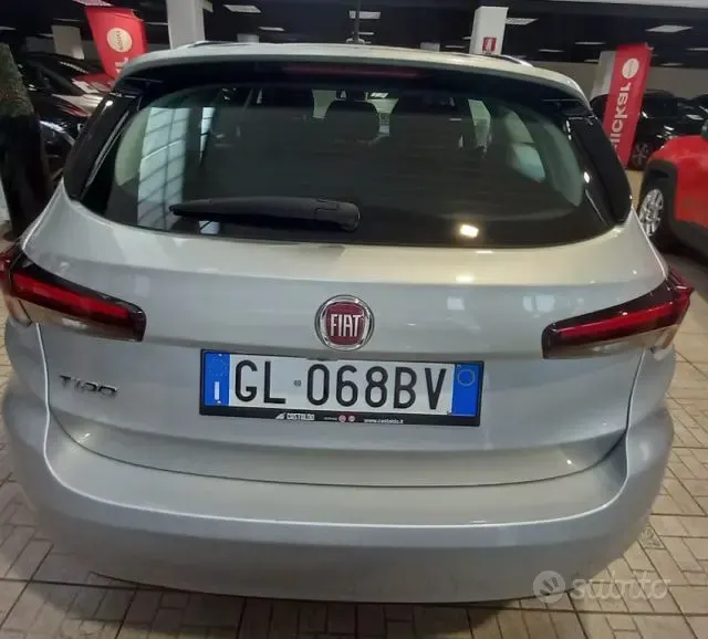 Fiat Tipo (2015-->)