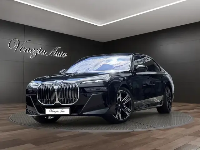 BMW 740