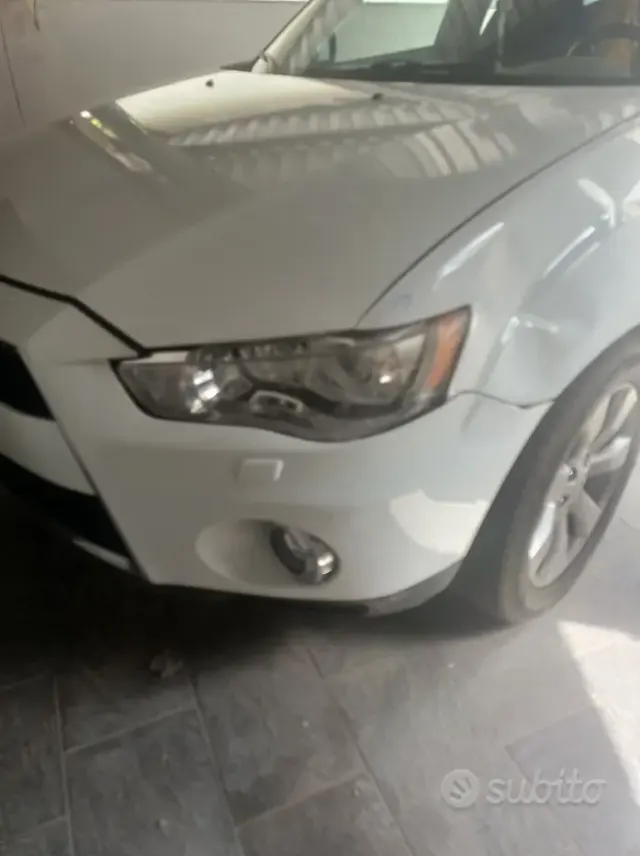 Mitsubishi Outlander 2ª(10-12)