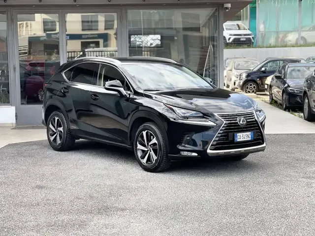 Lexus NX 300
