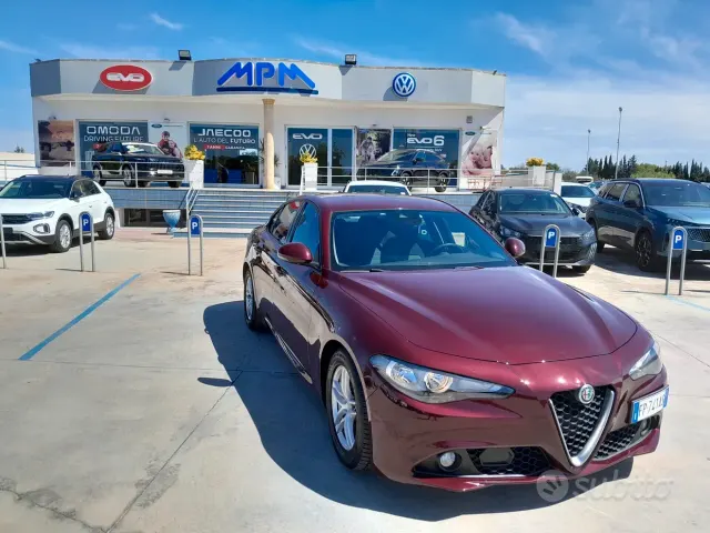 Alfa Romeo Giulia (2016)